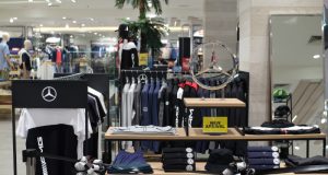 Mercedes-Benz Buka Pop-Up Store Gaya Hidup Eksklusif di SOGO Plaza Senayan Mercedes-Benz Buka Pop-Up Store Gaya Hidup Eksklusif di SOGO Plaza Senayan - lajuroda.com