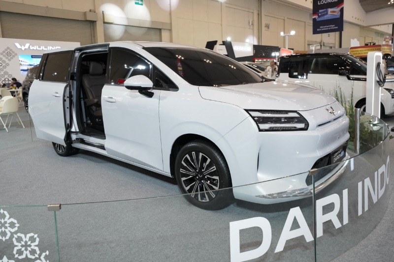 Cortez Darion EV Jadi Andalan Wuling di BCA Expo - lajuroda.com