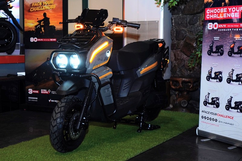 eMotor Tyranno Resmi Meluncur di Surabaya, Harga Rp27,5 Juta - lajuroda.com