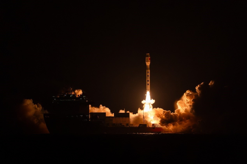 Geely Perluas Mobilitas Bumi–Antariksa dengan GEESATCOM - lajuroda.com