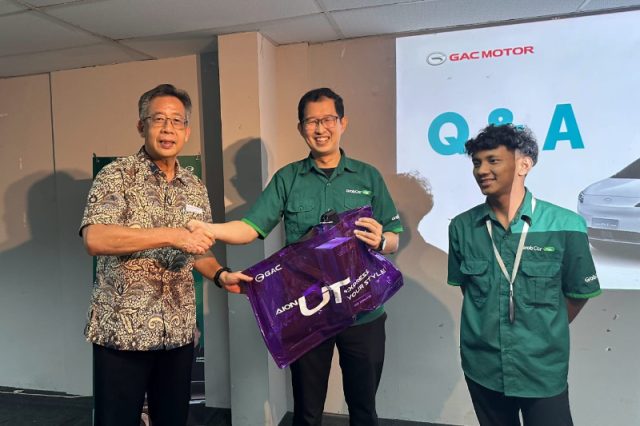 AION Y Plus Jadi Armada GrabCar Premium Soetta - lajuroda.com