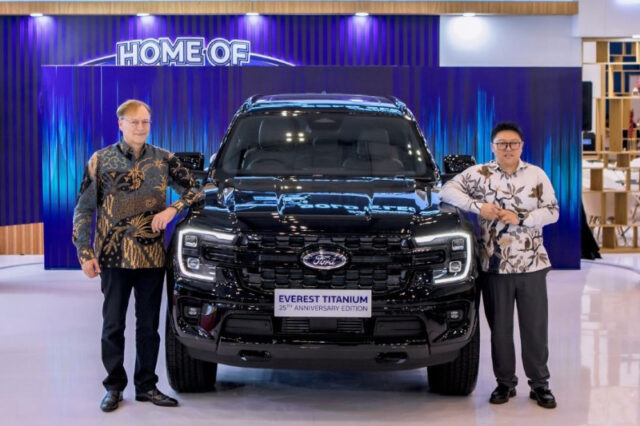 Ford Rayakan 25 Tahun, Luncurkan Everest Edisi Spesial di GJAW 2025 - lajuroda.com