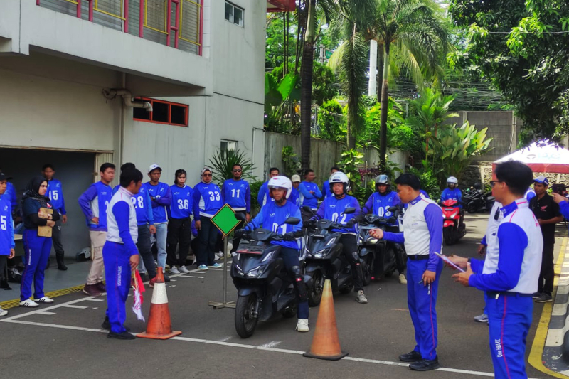 Wahana Makmur Sejati Gelar Safety Riding Skill Cari Aman Competition 2025, Edukasi Keselamatan Berkendara di Tangerang - lajuroda.com
