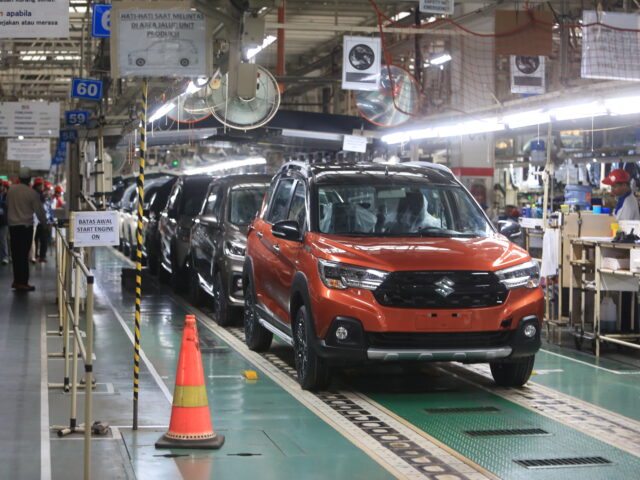 Suzuki Tembus 64 Ribu Unit, Carry dan XL7 Dominan - lajuroda.com