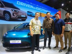 Menko AHY Tinjau Booth GAC di IIMS 2026, Dorong EV Nasional Menko AHY Tinjau Booth GAC di IIMS 2026, Dorong EV Nasional - lajuroda.com