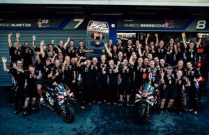 Aprilia Dominasi Seri Pembuka MotoGP 2026 di Buriram, Marco Bezzecchi Cetak Hattrick Kemenangan Beruntun Aprilia Dominasi Seri Pembuka MotoGP 2026 di Buriram, Marco Bezzecchi Cetak Hattrick Kemenangan Beruntun - lajuroda.com