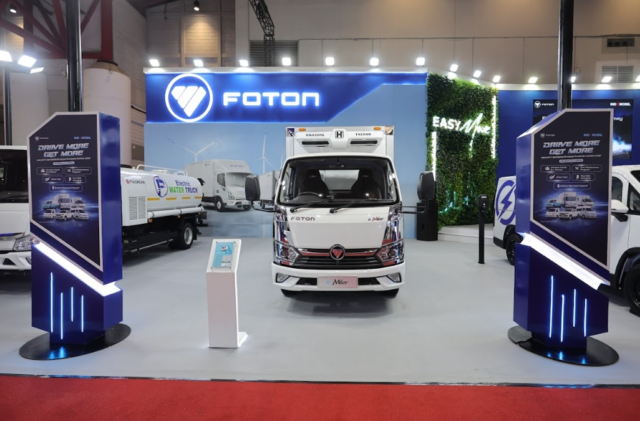 Foton Menegaskan Arah Strategi Elektrifikasi melalui Kehadiran Kendaraan Komersial Listrik di GIICOMVEC 2026-1 Foton Luncurkan eTUNLAND dan Perkenalkan eVIEW CONNECT di GIICOMVEC 2026 - lajuroda.com