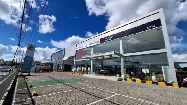 Mitsubishi Resmikan Diler Perdana di Bukittinggi lajuroda.com