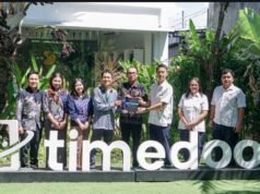 Suzuki Donasikan 25 Laptop ke Timedoor Academy, Dorong Akses Pendidikan Digital di Indonesia Suzuki Donasikan 25 Laptop ke Timedoor Academy, Dorong Akses Pendidikan Digital di Indonesia - lajuroda.com