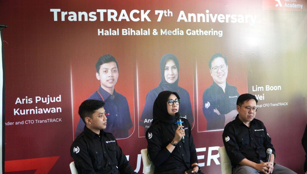 TransTRACK Percepat Ekspansi Global ke Asia Tenggara & Timur Tengah TransTRACK mempercepat ekspansi ke Asia Tenggara dan Timur Tengah, memperkuat posisi sebagai pemain utama fleet intelligence berbasis AI dan IoT.