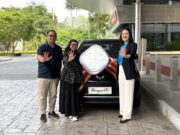 Vrita P Raih Wuling BinguoEV Pro di Gebyar Traveloka 2025 Vrita P Raih Wuling BinguoEV Pro di Gebyar Traveloka 2025 - lajuroda.com