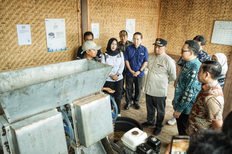 Astra Bangun 85 Rumah Layak Huni dan Resmikan EcoBizEcoBiz Desa Sejahtera Astra GarutKopi di Garut - lajuroda.com
