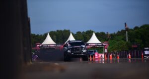 SIMPATI 5G Sulawesi Drag Record 2026 Pecahkan Rekor, 976 Starter Ramaikan Kejurnas Drag Race di Makassar SIMPATI 5G Sulawesi Drag Record 2026 Pecahkan Rekor, 976 Starter Ramaikan Kejurnas Drag Race di Makassar - lajuroda.com