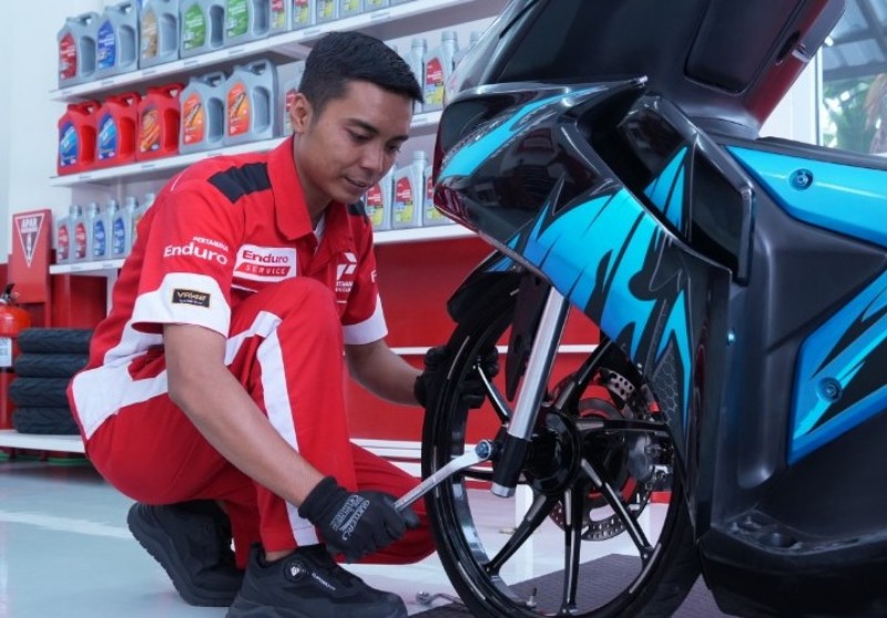 Pertamina Lubricants Buka Enduro Service Baru di Bekasi untuk Layanan Servis Kendaraan Terpadu Pertamina Lubricants Buka Enduro Service Baru di Bekasi untuk Layanan Servis Kendaraan Terpadu - lajuroda.com