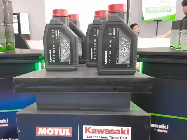 Jakarta Fair 2026: Kawasaki dan Motul Perkuat Kolaborasi dengan Promo dan Produk Baru untuk Konsumen - lajuroda.com