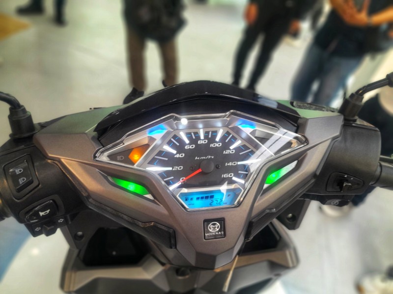 Modenas Brusky 125 Resmi Meluncur di Indonesia, Skutik Pertama Kawasaki Dibanderol Rp26,5 Juta -   lajuroda.com