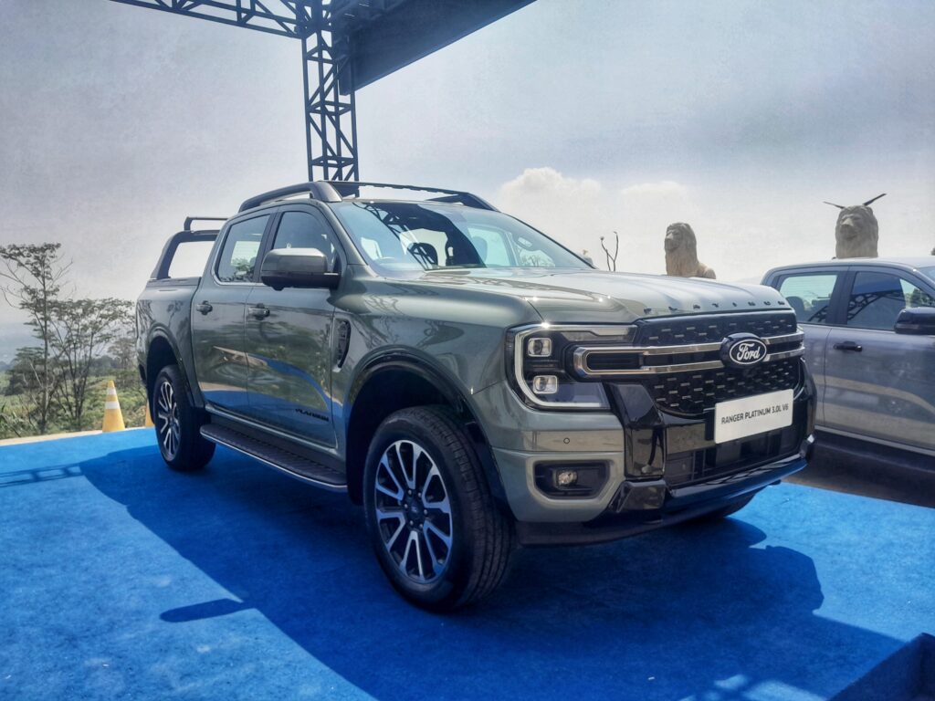 Gebrakan V6 Turbo Diesel: Ford RMA Indonesia Resmi Luncurkan Empat Varian Premium Everest dan Ranger Terbaru - lajuroda.com