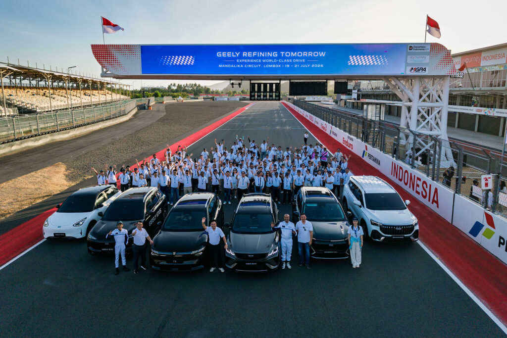 Geely Refining Tomorrow Hadir di Mandalika, Bawa Lineup EV, Hybrid, dan ICE - lajuroda.com