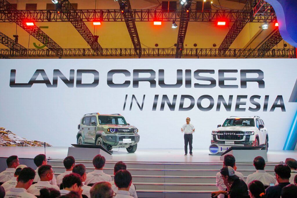 Toyota Tampilkan GAZOO Racing dan Land Cruiser HEV di GIIAS 2026, Perkuat DNA Motorsport dan Petualangan - lajuroda.com