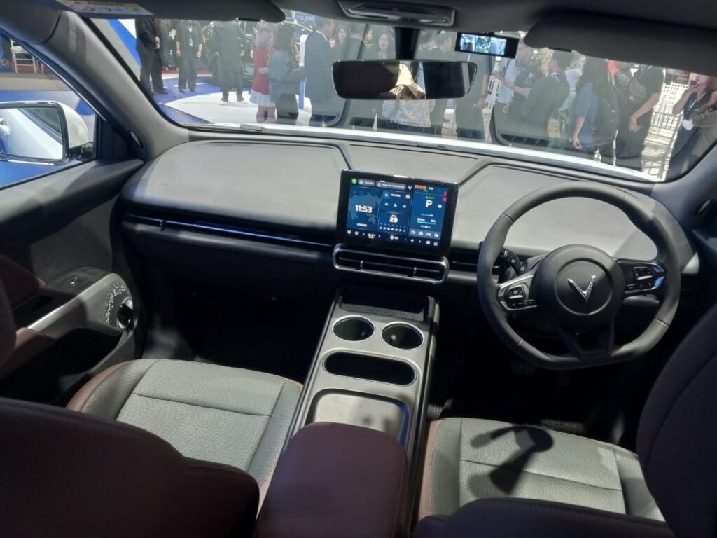 VinFast Tampilkan Ekosistem Kendaraan Listrik Terintegrasi di GIIAS 2026, Usung Konsep Drive Worry Free - lajuroda.com
