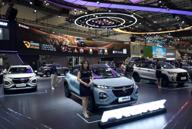 Booth Suzuki GIIAS 2026 Tampilkan 18 Mobil dan Aktivitas Interaktif - lajuroda.com
