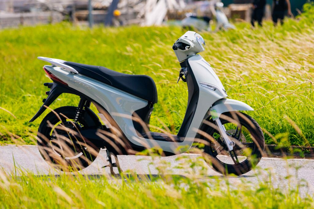 VinFast Evo atau Feliz II? Ini Perbedaan dan Keunggulannya - lajuroda.com