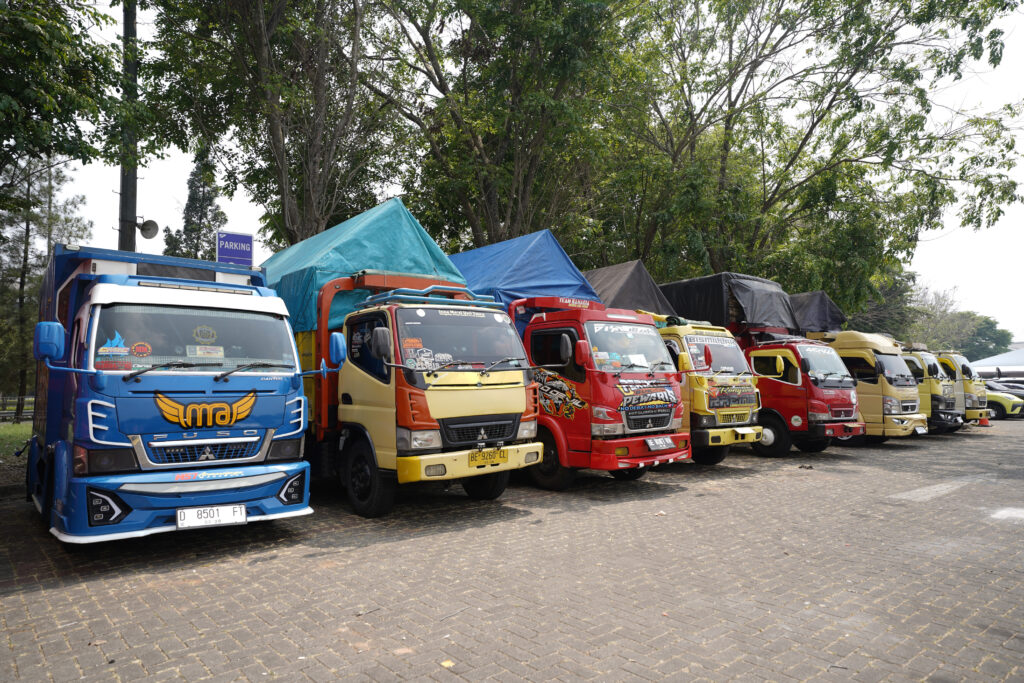 Mitsubishi Fuso Ajak Komunitas Canter Mania ke GIIAS 2026 - lajuroda.com