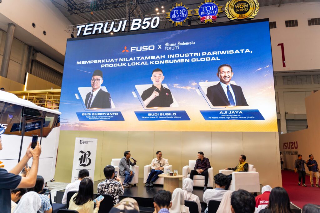 Mitsubishi Fuso Luncurkan Canter Extra Long Bus di GIIAS 2026, Dukung Pariwisata dan Transportasi Penumpang - lajuroda.com