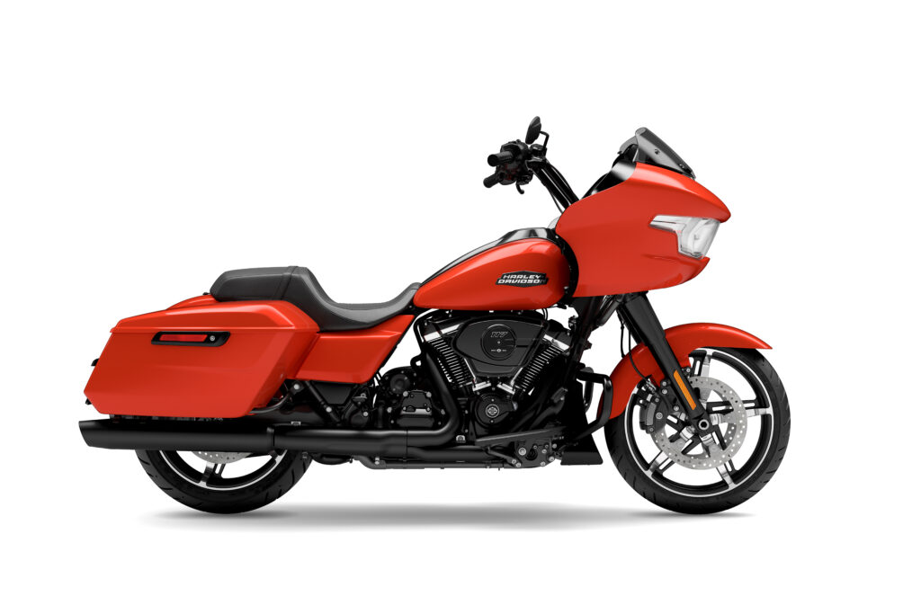 Harley-Davidson Liberty Edition Resmi Meluncur di GIIAS 2026, Hadirkan Street Glide dan Heritage Classic Edisi Terbatas - lajuroda.com 