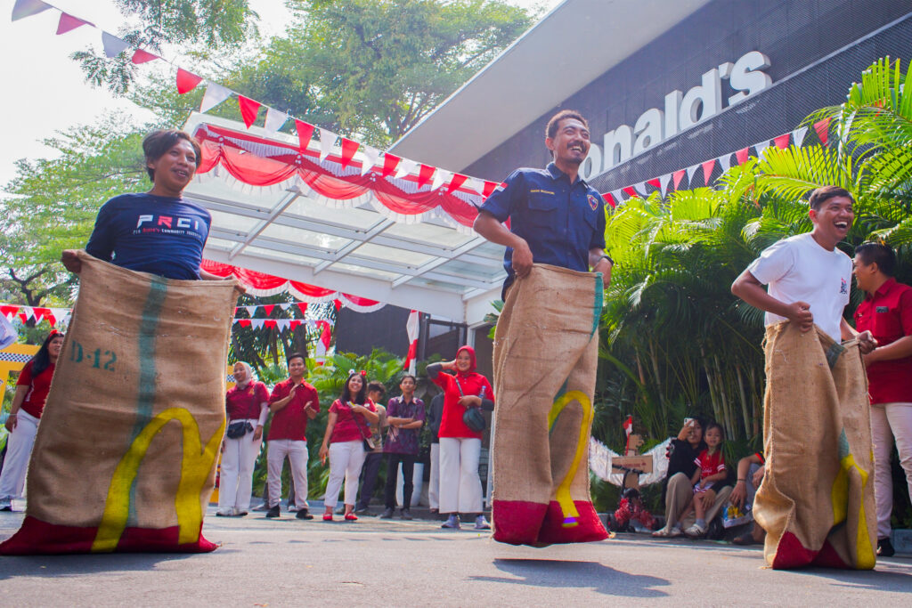 National Drive Thru Day 2026, McDonald’s Libatkan 70 Ribu Kendaraan - lajuroda.com