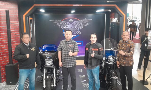 Harley-Davidson Liberty Edition Resmi Meluncur di GIIAS 2026, Hadirkan Street Glide dan Heritage Classic Edisi Terbatas - lajuroda.com