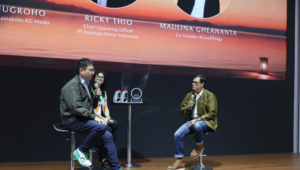Mazda dan 4GoodThings Sulap Botol Oli Bekas Menjadi Produk Bernilai Mazda dan 4GoodThings Sulap Botol Oli Bekas Menjadi Produk Bernilai - lajuroda.com