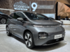 Wuling Hadirkan New Cloud EV SE Berdaya Jelajah 360 Km dengan Fitur Lebih Lengkap Wuling Hadirkan New Cloud EV SE Berdaya Jelajah 360 Km dengan Fitur Lebih Lengkap - lajuroda.com