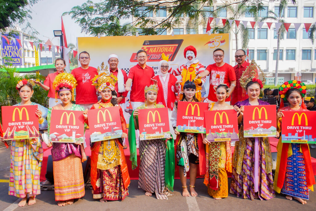 National Drive Thru Day 2026, McDonald’s Libatkan 70 Ribu Kendaraan - lajuroda.com