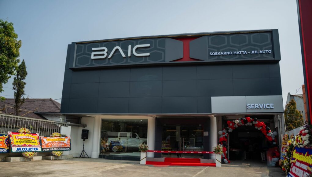 BAIC Soekarno Hatta Resmi Dibuka, Dealer ke-18 di Indonesia BAIC Soekarno Hatta Resmi Dibuka, Dealer ke-18 di Indonesia - lajuroda.com