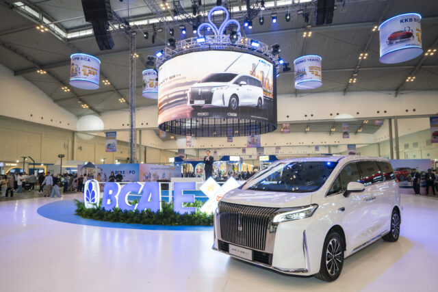 GWM Wey G9 Hi4 PHEV, Luxury MPV Pertama Berteknologi Hi4, Harga Mulai Rp1,158 Miliar - lajuroda.com
