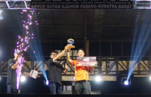 Rio Surya Pratama Juara Umum Svarnabumi SIMPATI Drag Race Rio Surya Pratama Juara Umum Svarnabumi SIMPATI Drag Race - lajuroda.com